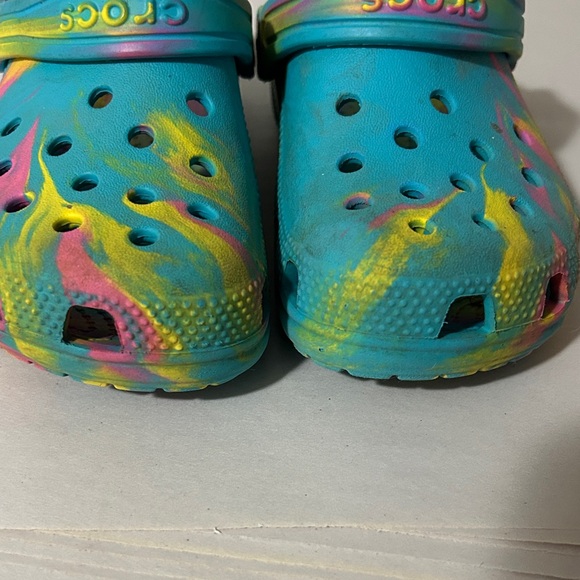CROCS Kids' Color Splash Clogs size 11 - Picture 3 of 6